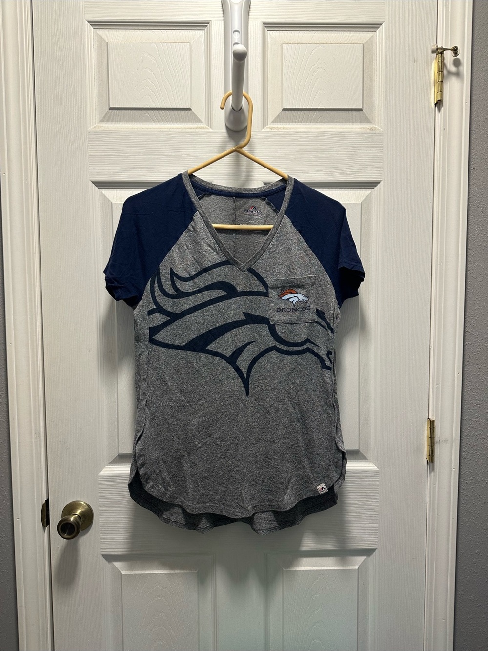 Majestic Denver Broncos Gray & Navy Short Sleeve Tee